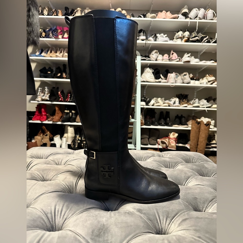 Tory Burch tall Boots - Black - in great condition, rarely worn!